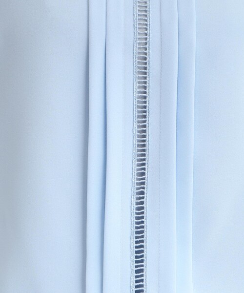 INDIVI（インディヴィ）の「◆【学校行事／セレモニー】レース使いタックブラウス（シャツ/ブラウス・レディース・ホワイト/ネイビー/サックスブルー/ライトベージュ・40/38/36/03/05/12/15 /13/19）」の22枚目の写真