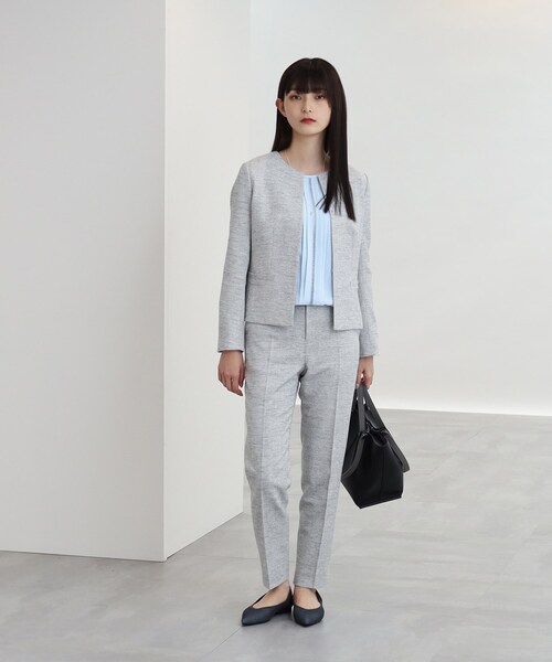 INDIVI（インディヴィ）の「◆【学校行事／セレモニー】レース使いタックブラウス（シャツ/ブラウス・レディース・ホワイト/ネイビー/サックスブルー/ライトベージュ・40/38/36/03/05/12/15 /13/19）」の5枚目の写真