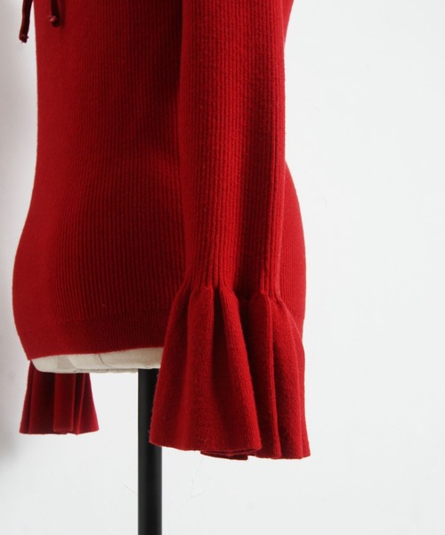 tocco closet（トッコ　クローゼット）の「バックレースアップ袖口フリルリブニットプルオーバー（ニット/セーター・レディース・レッド/アイボリー/ブラック・M）」の10枚目の写真
