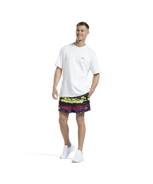 Reebok(リーボック)の「ストリート ファイター オールオーバー プリント ショーツ / Street Fighter Allover Print Shorts(その他パンツ・メンズ・ブラック・MEDIUM/SMALL/XX-LARGE/X-LARGE/LARGE/XXX-LARGE/X-SMALL)」の2枚目の写真