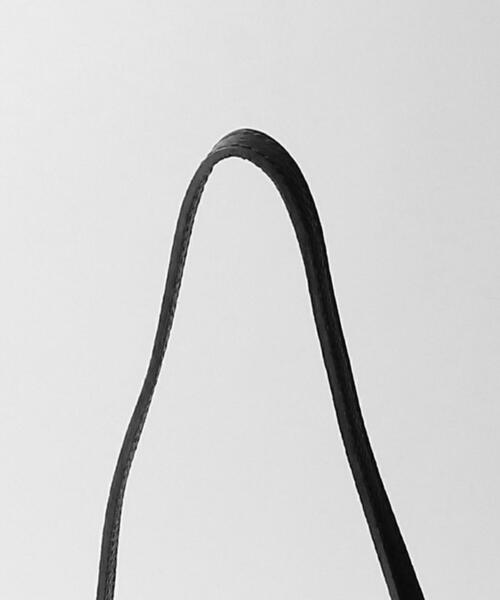 ELYSIR（エリジール）の「＜ELYSIR＞レザー スクエア ワンショルダー バッグ -2WAY-（ショルダーバッグ・レディース・ホワイト/ブラック・FREE）」の15枚目の写真