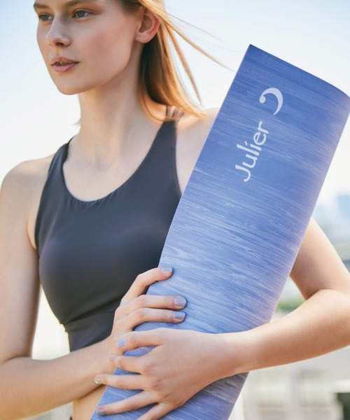 Julier Yoga and Relax(ジュリエヨガアンドリラックス)の「Julier yogaworks×Julier天然ゴムヨガマット(スポーツグッズ・レディース・パープル・FREE)」の2枚目の写真
