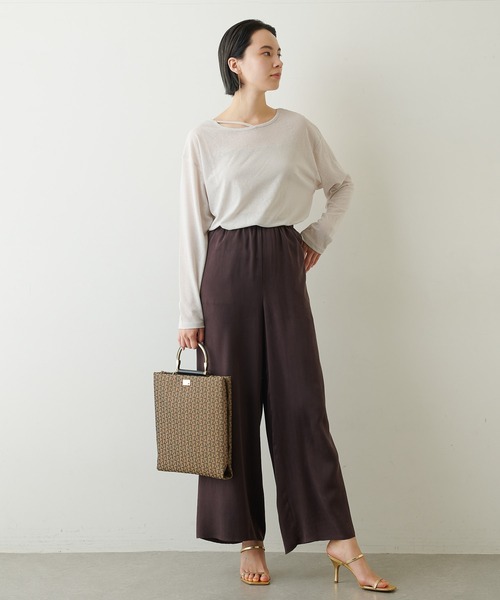 Whim Gazette(ウィムガゼット)の「【THE PAUSE】ストラップネックプルオーバー(Tシャツ/カットソー・レディース・ライトベージュ/ブラック・FREE)」の17枚目の写真