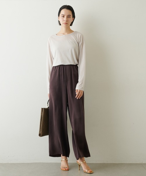 Whim Gazette(ウィムガゼット)の「【THE PAUSE】ストラップネックプルオーバー(Tシャツ/カットソー・レディース・ライトベージュ/ブラック・FREE)」の13枚目の写真