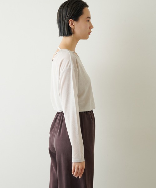 Whim Gazette(ウィムガゼット)の「【THE PAUSE】ストラップネックプルオーバー(Tシャツ/カットソー・レディース・ライトベージュ/ブラック・FREE)」の8枚目の写真