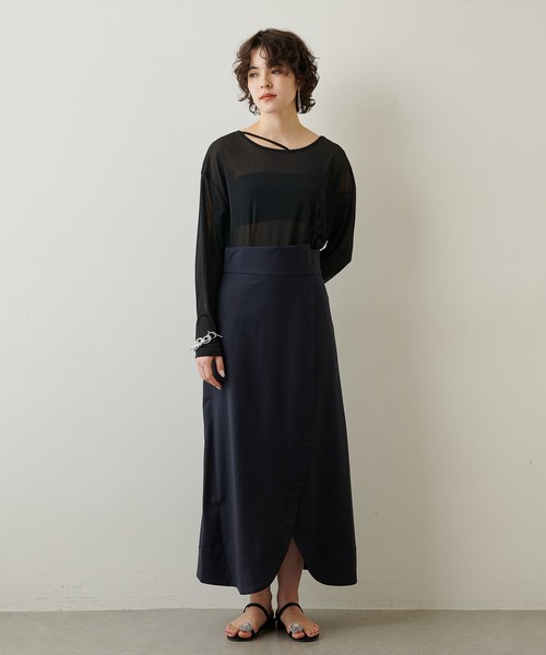 Whim Gazette(ウィムガゼット)の「【THE PAUSE】ストラップネックプルオーバー(Tシャツ/カットソー・レディース・ライトベージュ/ブラック・FREE)」の9枚目の写真