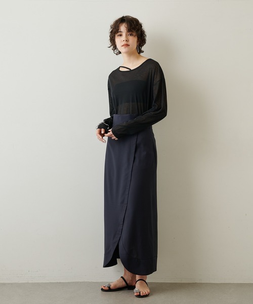Whim Gazette(ウィムガゼット)の「【THE PAUSE】ストラップネックプルオーバー(Tシャツ/カットソー・レディース・ライトベージュ/ブラック・FREE)」の18枚目の写真