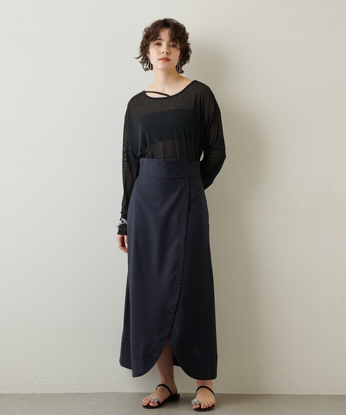 Whim Gazette(ウィムガゼット)の「【THE PAUSE】ストラップネックプルオーバー(Tシャツ/カットソー・レディース・ライトベージュ/ブラック・FREE)」の19枚目の写真