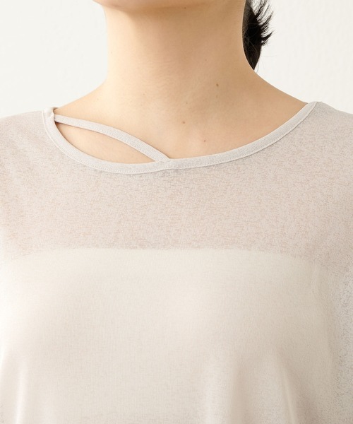 Whim Gazette(ウィムガゼット)の「【THE PAUSE】ストラップネックプルオーバー(Tシャツ/カットソー・レディース・ライトベージュ/ブラック・FREE)」の11枚目の写真