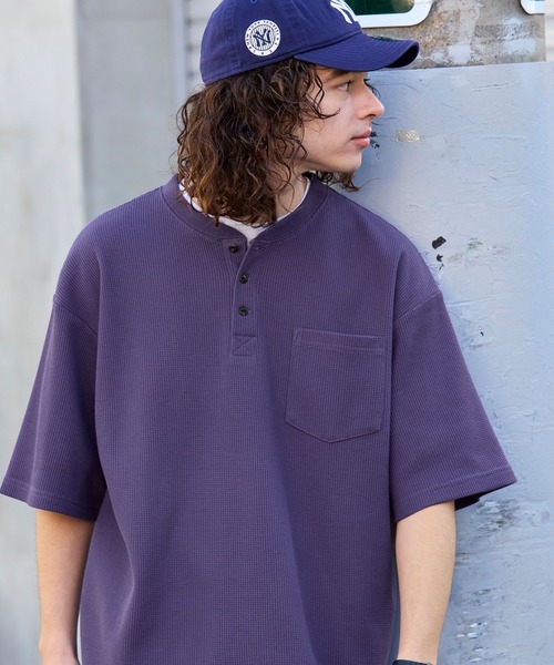 BARK MANHATTAN（バークマンハッタン）の「ビッグシルエット ワッフル ヘンリーネックポケット半袖Tシャツ（Tシャツ/カットソー・メンズ・ブラック/グレー/ブラウン/グリーン/オフホワイト/ネイビー/チャコール/パープル/グレイッシュベージュ・L/M）」の9枚目の写真