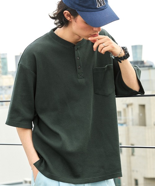 BARK MANHATTAN（バークマンハッタン）の「ビッグシルエット ワッフル ヘンリーネックポケット半袖Tシャツ（Tシャツ/カットソー・メンズ・ブラック/グレー/ブラウン/グリーン/オフホワイト/ネイビー/チャコール/パープル/グレイッシュベージュ・L/M）」の7枚目の写真