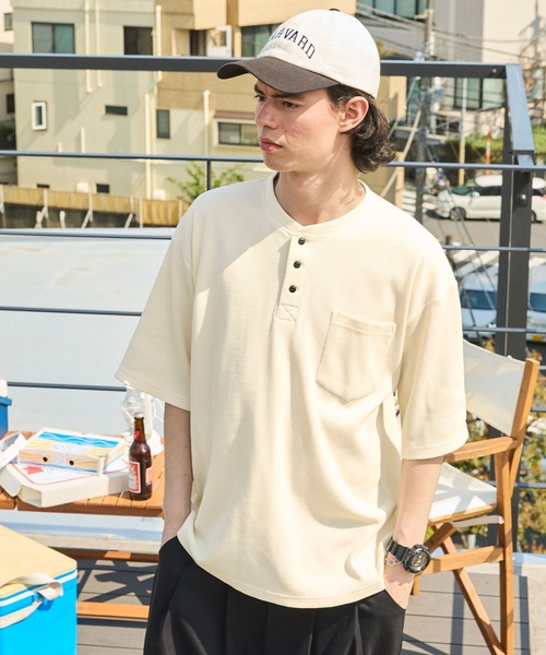 BARK MANHATTAN（バークマンハッタン）の「ビッグシルエット ワッフル ヘンリーネックポケット半袖Tシャツ（Tシャツ/カットソー・メンズ・ブラック/グレー/ブラウン/グリーン/オフホワイト/ネイビー/チャコール/パープル/グレイッシュベージュ・L/M）」の17枚目の写真