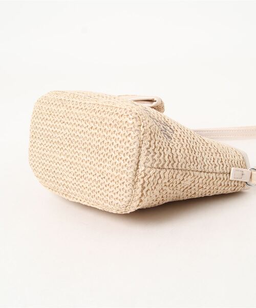 BeBe（ベベ）の「BeBe/雑材風リボン付きショルダーバッグ（ショルダーバッグ・キッズ・ベージュ・ONESIZE）」の10枚目の写真