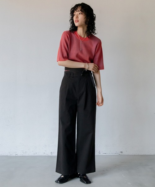 VACANCY(ヴァカンシー)の「ストラップワイドストレートスラックスパンツ(スラックス・レディース・ブラック/アイボリー/ベージュ・SMALL/MEDIUM/LARGE)」の18枚目の写真