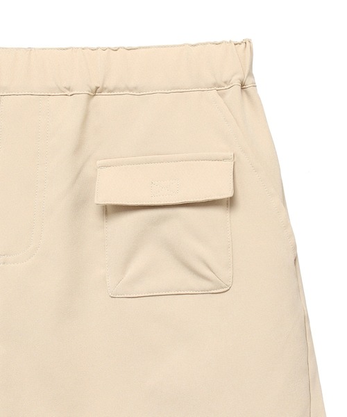ROXY(ロキシー)の「STEPS SHORTS/ロキシーウエストゴムショートパンツ(その他パンツ・レディース・ブラック/ベージュ/カーキ・SMALL/MEDIUM/LARGE)」の4枚目の写真