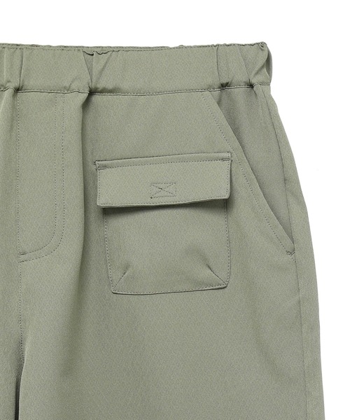 ROXY(ロキシー)の「STEPS SHORTS/ロキシーウエストゴムショートパンツ(その他パンツ・レディース・ブラック/ベージュ/カーキ・SMALL/MEDIUM/LARGE)」の6枚目の写真