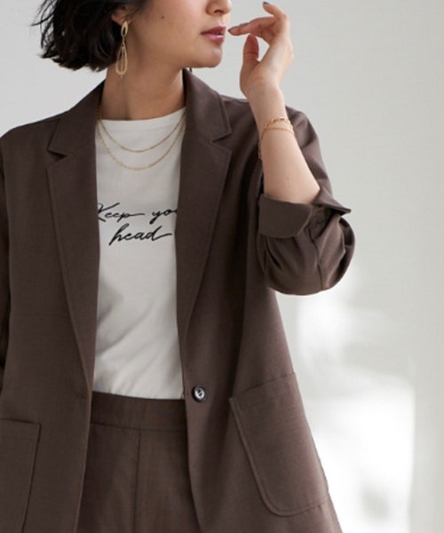 BELLUNA（ベルーナ）の「リネンライクジャケット（スーツジャケット・レディース・ベージュ/ネイビー/ブラウン・X-LARGE/LARGE/MEDIUM）」の15枚目の写真