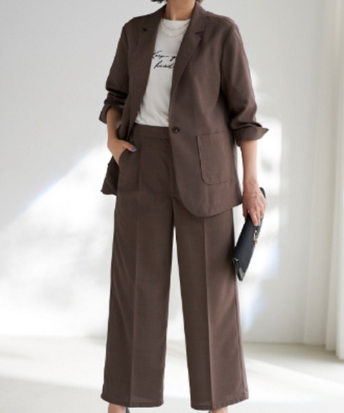 BELLUNA（ベルーナ）の「リネンライクジャケット（スーツジャケット・レディース・ベージュ/ネイビー/ブラウン・X-LARGE/LARGE/MEDIUM）」の17枚目の写真