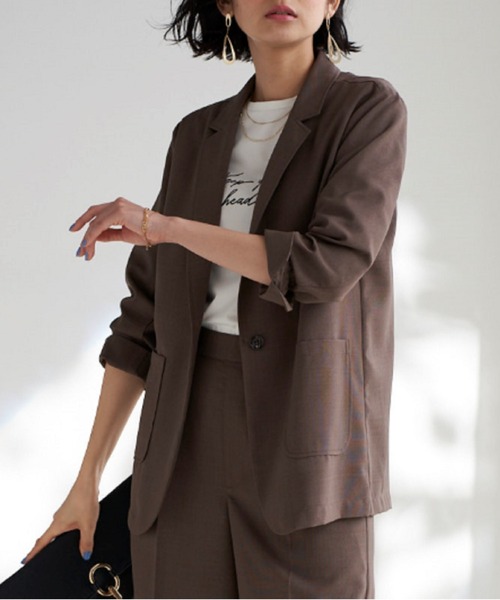 BELLUNA（ベルーナ）の「リネンライクジャケット（スーツジャケット・レディース・ベージュ/ネイビー/ブラウン・X-LARGE/LARGE/MEDIUM）」の21枚目の写真