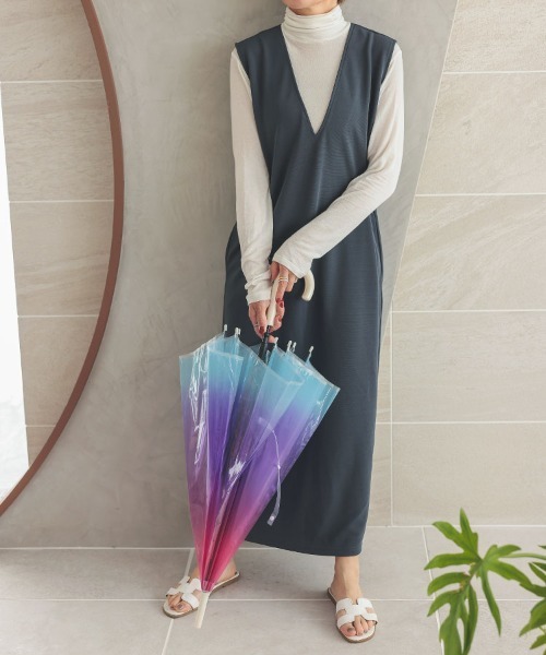 DONOBAN（ドノバン）の「グラデーションビニール傘（長傘・レディース・ピンク/パープル/ブルー・ONESIZE）」の5枚目の写真
