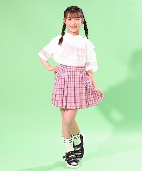 by LOVEiT（バイラビット）の「ハートポケットプリーツスカパン