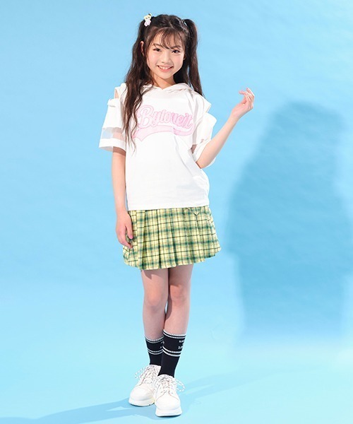 by LOVEiT（バイラビット）の「ハートポケットプリーツスカパン
