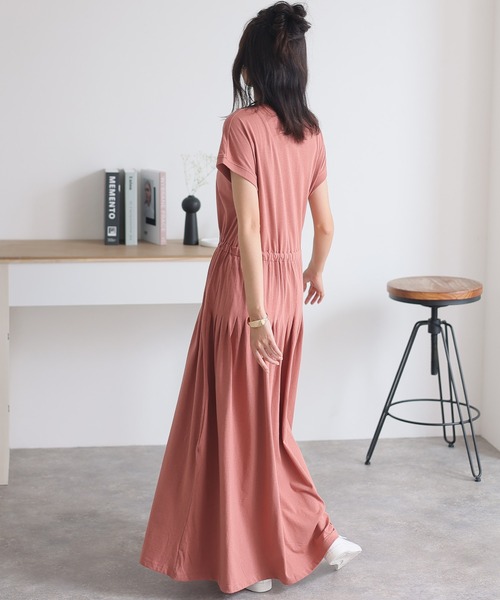 ElegChic(エレグシック)の「タック スカート ワンピース(ワンピース・レディース・ブラウン/グレー/ブラック/ネイビー/テラコッタ・M/4L/XL)」の16枚目の写真