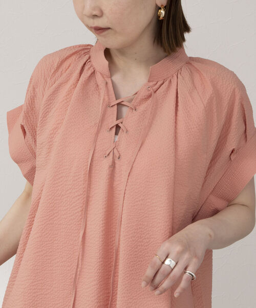 NOLLEY’S（ノーリーズ）の「◇【WEB限定】ミラクルウエーブレースアップワンピース（ワンピース・レディース・サーモンピンク/ホワイト系その他4/ブラック・FREE）」の6枚目の写真