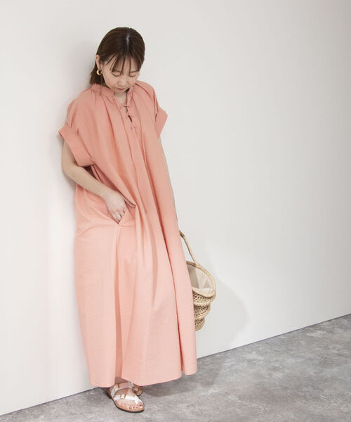 NOLLEY’S（ノーリーズ）の「◇【WEB限定】ミラクルウエーブレースアップワンピース（ワンピース・レディース・サーモンピンク/ホワイト系その他4/ブラック・FREE）」の10枚目の写真