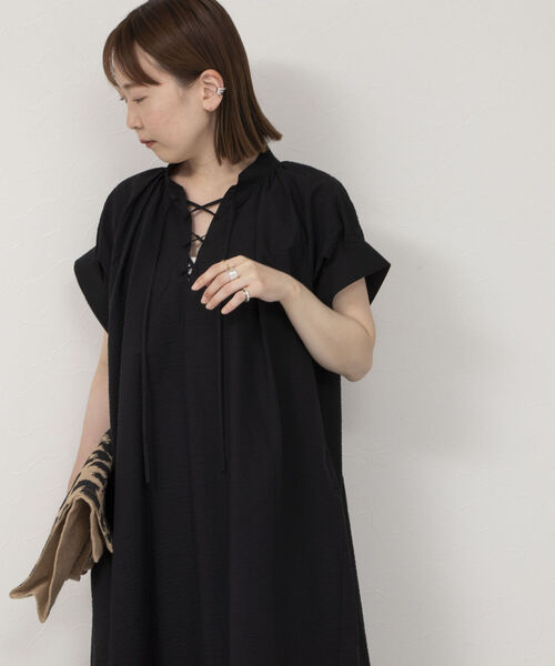 NOLLEY’S（ノーリーズ）の「◇【WEB限定】ミラクルウエーブレースアップワンピース（ワンピース・レディース・サーモンピンク/ホワイト系その他4/ブラック・FREE）」の16枚目の写真
