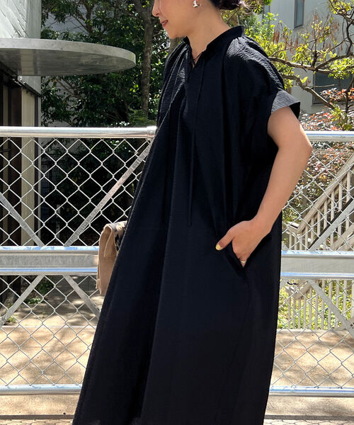 NOLLEY’S（ノーリーズ）の「◇【WEB限定】ミラクルウエーブレースアップワンピース（ワンピース・レディース・サーモンピンク/ホワイト系その他4/ブラック・FREE）」の21枚目の写真