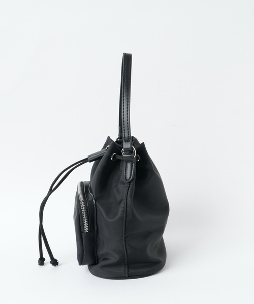 WEGO（ウィゴー）の「WEGO/ナイロン巾着ショルダー（ショルダーバッグ・レディース・ブラック・FREE）」の15枚目の写真