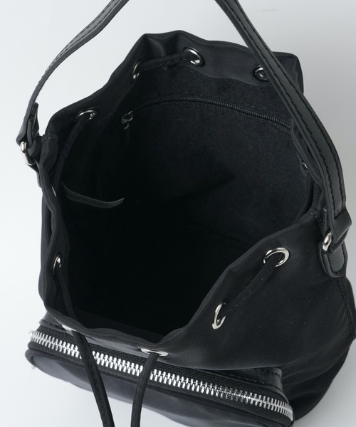 WEGO（ウィゴー）の「WEGO/ナイロン巾着ショルダー（ショルダーバッグ・レディース・ブラック・FREE）」の5枚目の写真