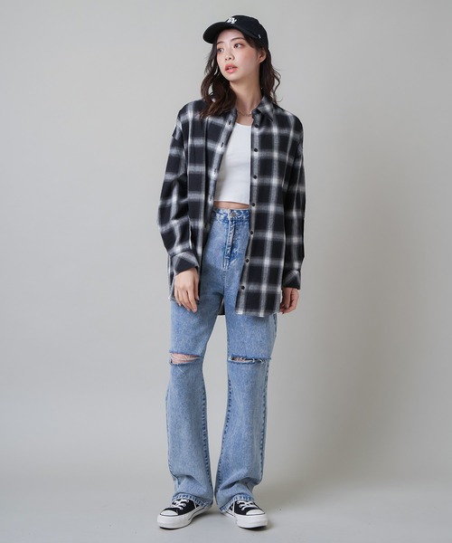 SPINNS（スピンズ）の「【ゆったりシルエット】オンブレチェックロングスリーブシャツ（シャツ/ブラウス・レディース・グレー/ブラック/ブルー/ブラウン・ONESIZE）」の15枚目の写真