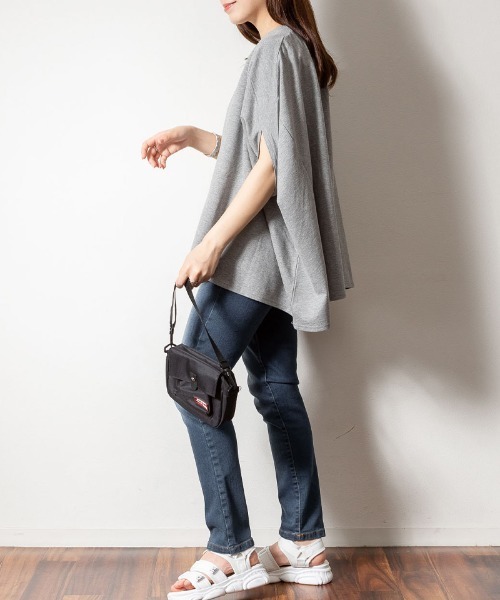 atONE(アットワン)の「atONE 裏毛リラックスプルオーバー(Tシャツ/カットソー・レディース・ブラック/ライトベージュ/杢グレー・M-L/LL~3L/4L~5L)」の14枚目の写真