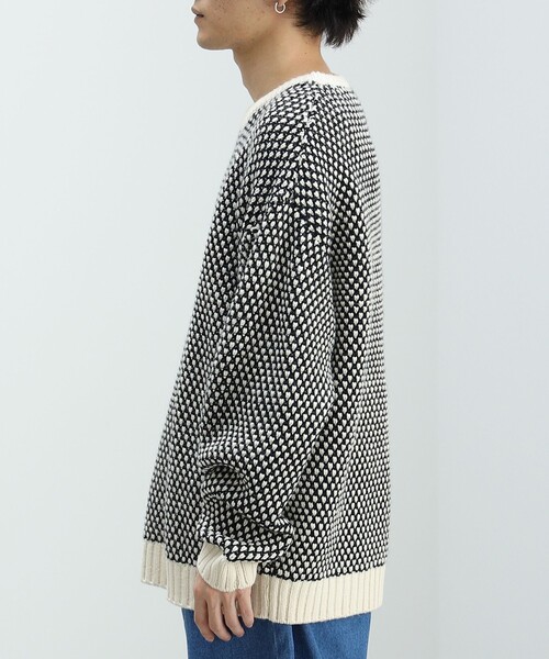 BEAMS HEART(ビームスハート)の「BEAMS HEART / ポップコーン編み クルーネック ニット(ニット/セーター・メンズ・オフホワイト/ネイビー・SMALL/MEDIUM/LARGE)」の17枚目の写真