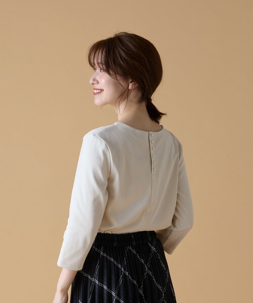 ANY(エニィ)の「【接触冷感/UVケア】バックパール Tシャツ(Tシャツ/カットソー・レディース・アイボリー系9/アイボリー系1/ブラック系・3/2)」の8枚目の写真