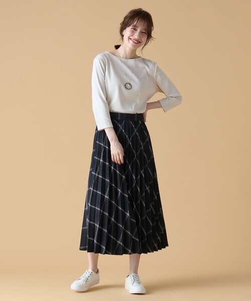 ANY(エニィ)の「【接触冷感/UVケア】バックパール Tシャツ(Tシャツ/カットソー・レディース・アイボリー系9/アイボリー系1/ブラック系・3/2)」の9枚目の写真