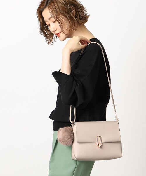 grove（グローブ）の「◆メタルオーバルショルダー（ショルダーバッグ・レディース・レッド系1/ベージュ系その他7/ブラック/ライトグレー・00）」の9枚目の写真