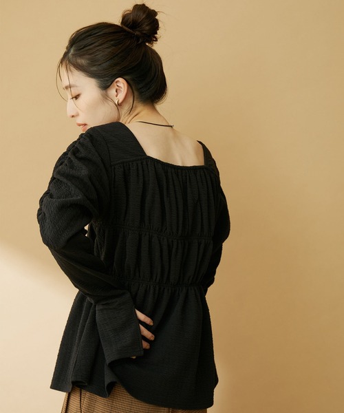 VIS（ビス）の「ギャザーデザインカットトップス（Tシャツ/カットソー