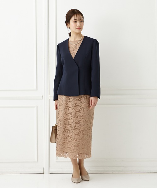 AIMER（エメ）の「カシュクール風バックペプラムジャケット（テーラードジャケット・レディース・ベージュ/ネイビー・MEDIUM/LARGE）」の7枚目の写真