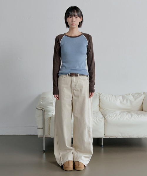 UNE MANSION（ユヌマンション）の「【UNE ORIGINAL】バイカラーラグランシンプルトーンニット（ニット/セーター・レディース・ベージュ/ネイビー/スカイブルー/アイボリー/グレー/ピンク/ブルー/チャコール・FREE）」の18枚目の写真