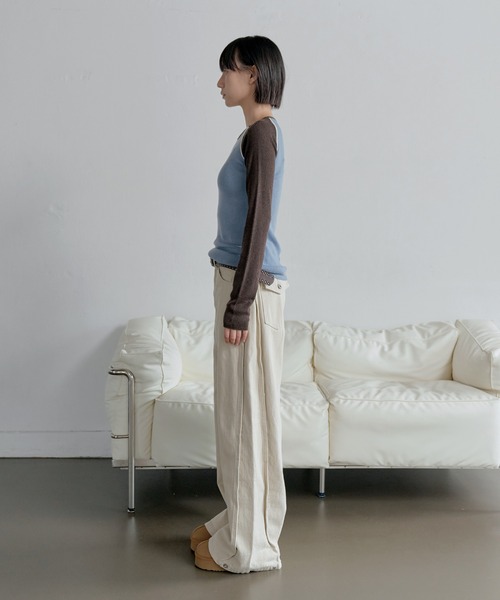 UNE MANSION（ユヌマンション）の「【UNE ORIGINAL】バイカラーラグランシンプルトーンニット（ニット/セーター・レディース・ベージュ/ネイビー/スカイブルー/アイボリー/グレー/ピンク/ブルー/チャコール・FREE）」の10枚目の写真