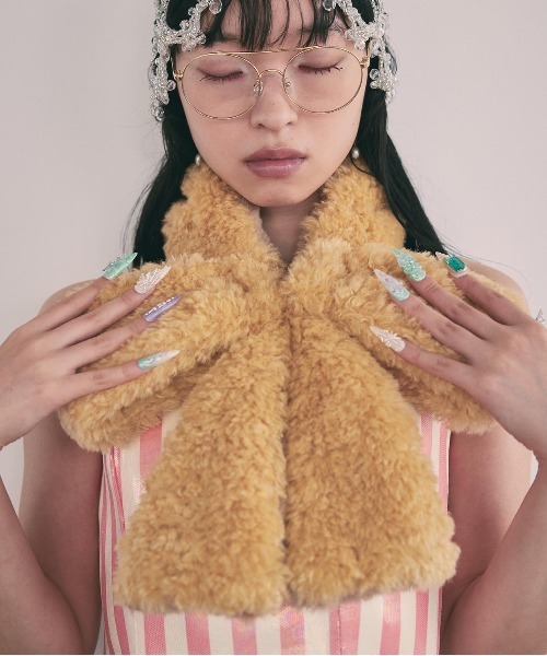 Casselini（キャセリーニ）の「Casselini(キャセリーニ)リボンティペット（マフラー・レディース・モカ/ホワイト/ブラウン/ブルー/ブラック/ベージュ/グレー/レオパード/ダークブラウン/チャコール/ピンク/アニマル/イエロー/レッド/ネイビー/ミント/オフホワイト・FREE）」の14枚目の写真