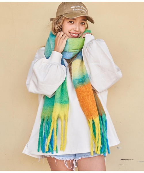 anap mimpi(アナップミンピ)の「起毛フェイクウール大判チェックマフラー(マフラー・レディース・グリーン/ブルー・FREE)」の14枚目の写真