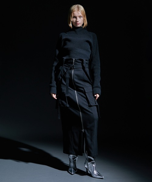 STUDIOUS（ステュディオス）の「【STUDIOUS/ステュディオス】サスペンダージップスカート（スカート・レディース・ブラック/カーキ・1/2）」の7枚目の写真