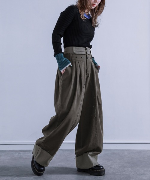 osharewalker（オシャレウォーカー）の「【廃盤】【ZOZO限定】『ダブルウエストタックワイドパンツ』（その他パンツ・レディース・チャコールグレー/アイボリー・FREE）」の21枚目の写真