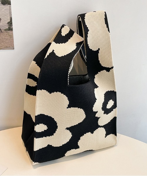 Coo+i(クーイ)の「ニット編みミニトートバッグ(トートバッグ・レディース・E/C/F/D/H/A/G/B/P/R/N/K/L/M/J/O/Q/T/S/U/V/W/Y/X・FREE)」の7枚目の写真