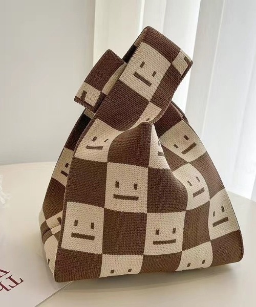 Coo+i(クーイ)の「ニット編みミニトートバッグ(トートバッグ・レディース・E/C/F/D/H/A/G/B/P/R/N/K/L/M/J/O/Q/T/S/U/V/W/Y/X・FREE)」の9枚目の写真