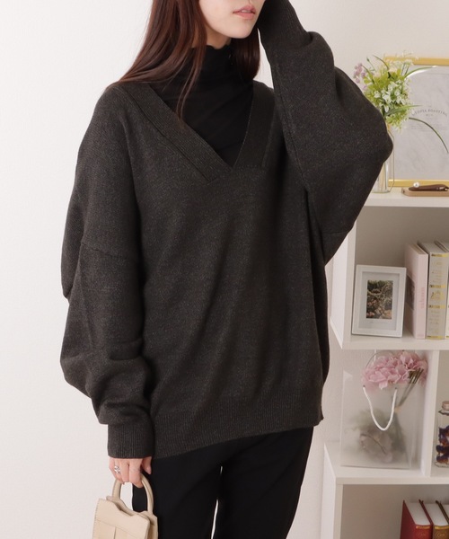 Lace Ladies(レースレディース)の「ディープ Vネック オーバー ニット プルオーバー(ニット/セーター・レディース・ダークグレー/アイボリー/グリーン/ベージュ・FREE)」の9枚目の写真